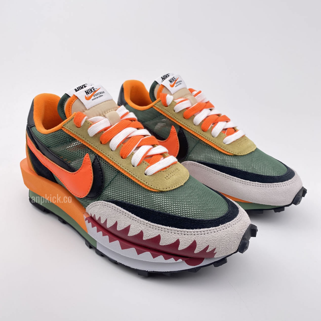 Bape Shark Mouth Sacai Nike Ldv Waffle Custom Shoes Bv0073 007 (3) - newkick.app